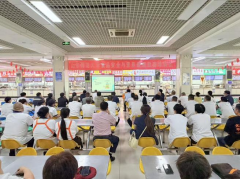 学校开展食物平安